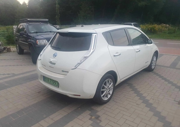 Nissan Leaf cena 42999 przebieg: 122000, rok produkcji 2016 z Białystok małe 46